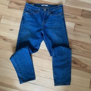 Levi’s wedgie fit jeans